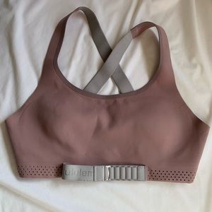 Lululemon Adapt The Strap Sports Bra